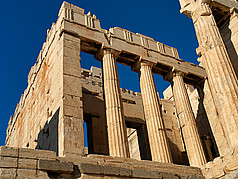 Propyläen Impressionen von Citysam  Die Propyläen bilden das Tor zur bedeutenden Akropolis 