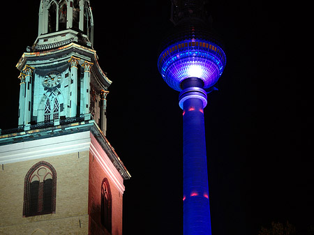 Marienkirche und Fernsehturm Foto 