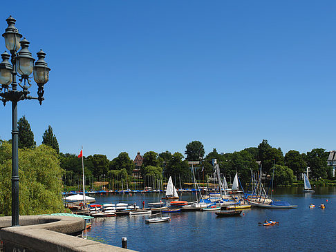 Fotos Bootsverleih und Hafen auf der Außenalster