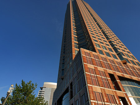 Fotos Messeturm von unten